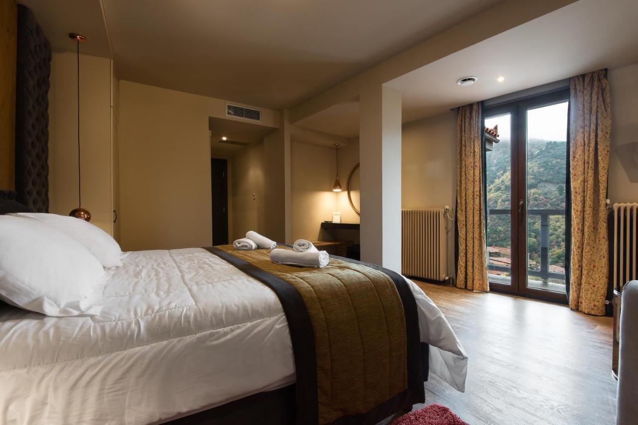 Kentrikon Hotel ลากาเดีย ภายนอก รูปภาพ